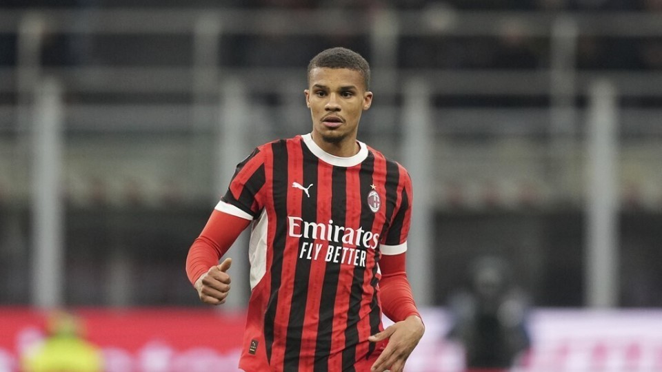 AC米兰上, 的转会协议