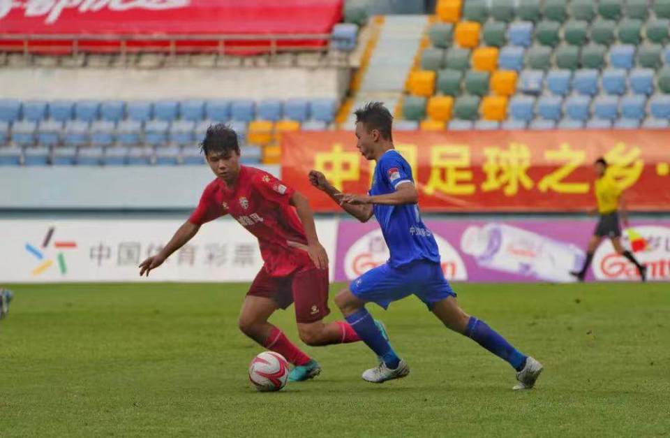 化体育中心, 体育场举行, 以连续两届 化体育中心, 体育场举行, 以连续两届