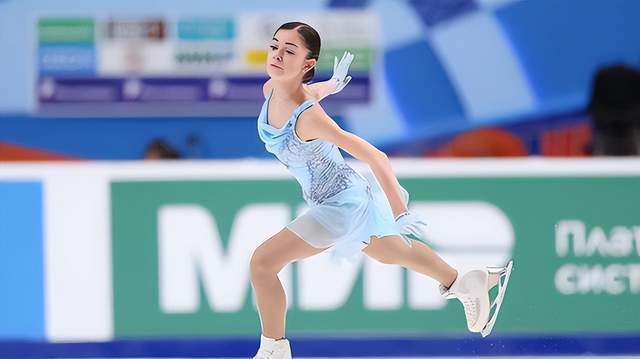 舞台, 科尔蒂纳丹