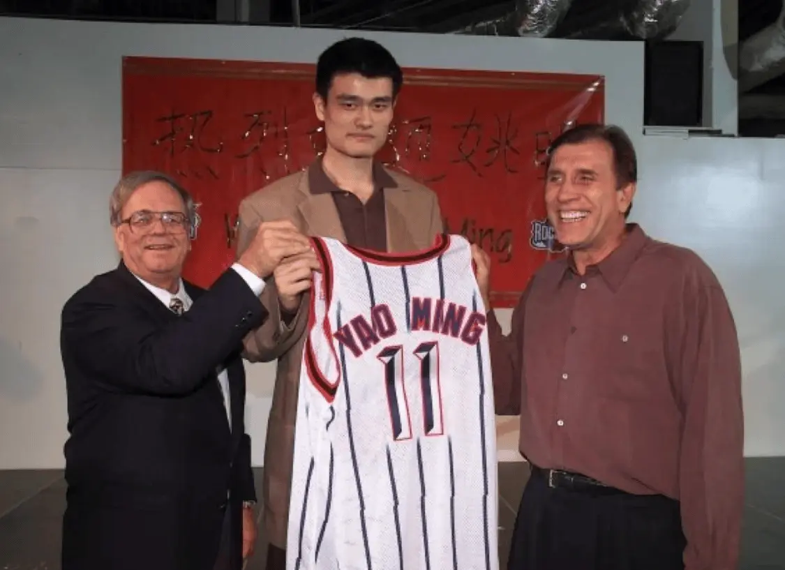 class, 签下了年仅 class, 签下了年仅